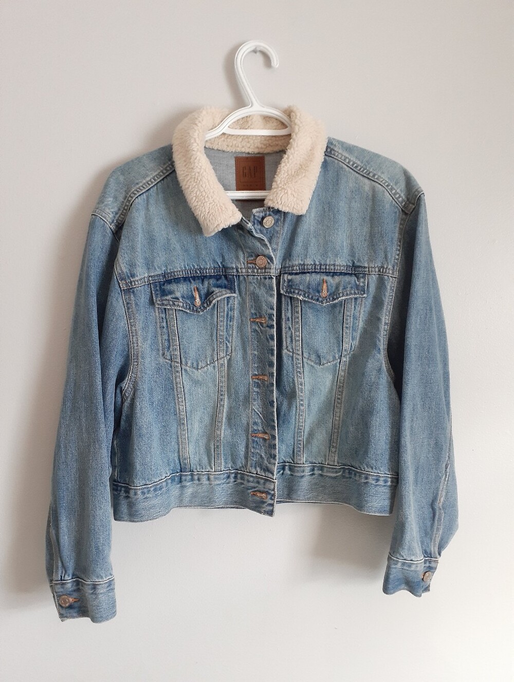 GAP Women Denim Jacket with Sherpa Collar